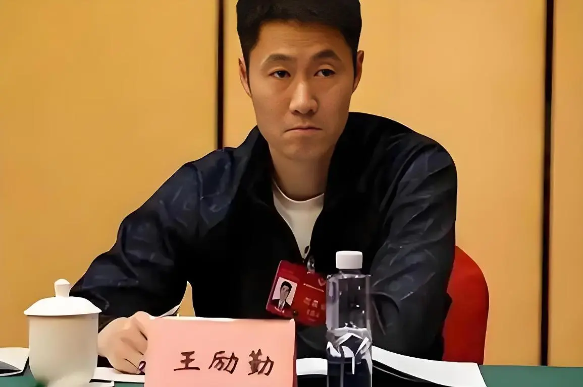 WTT爆大冷！国乒0金全军覆没，日乒连续夺三金，成最大赢家