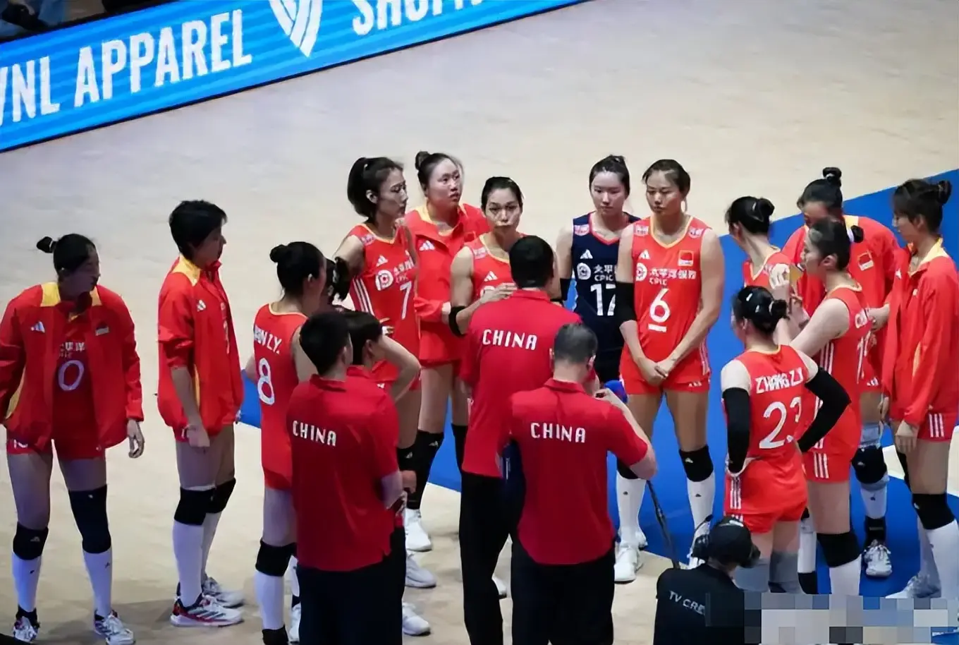 中国女排晋级在望！两队提前锁定总决赛席位，赵勇能否带队全胜？