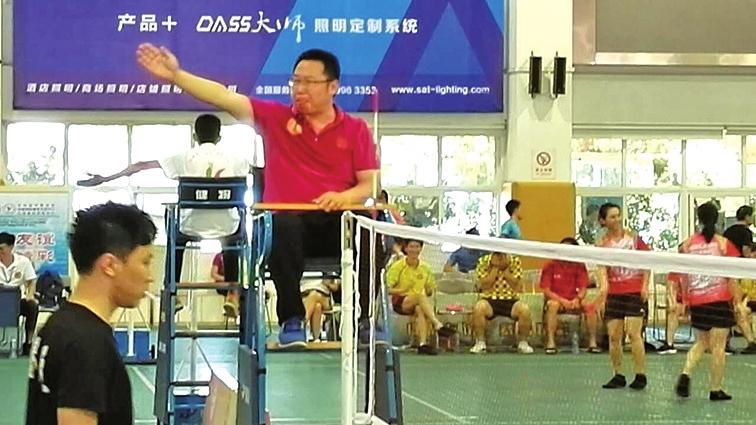 一毽钟情，他因为热爱所以坚持