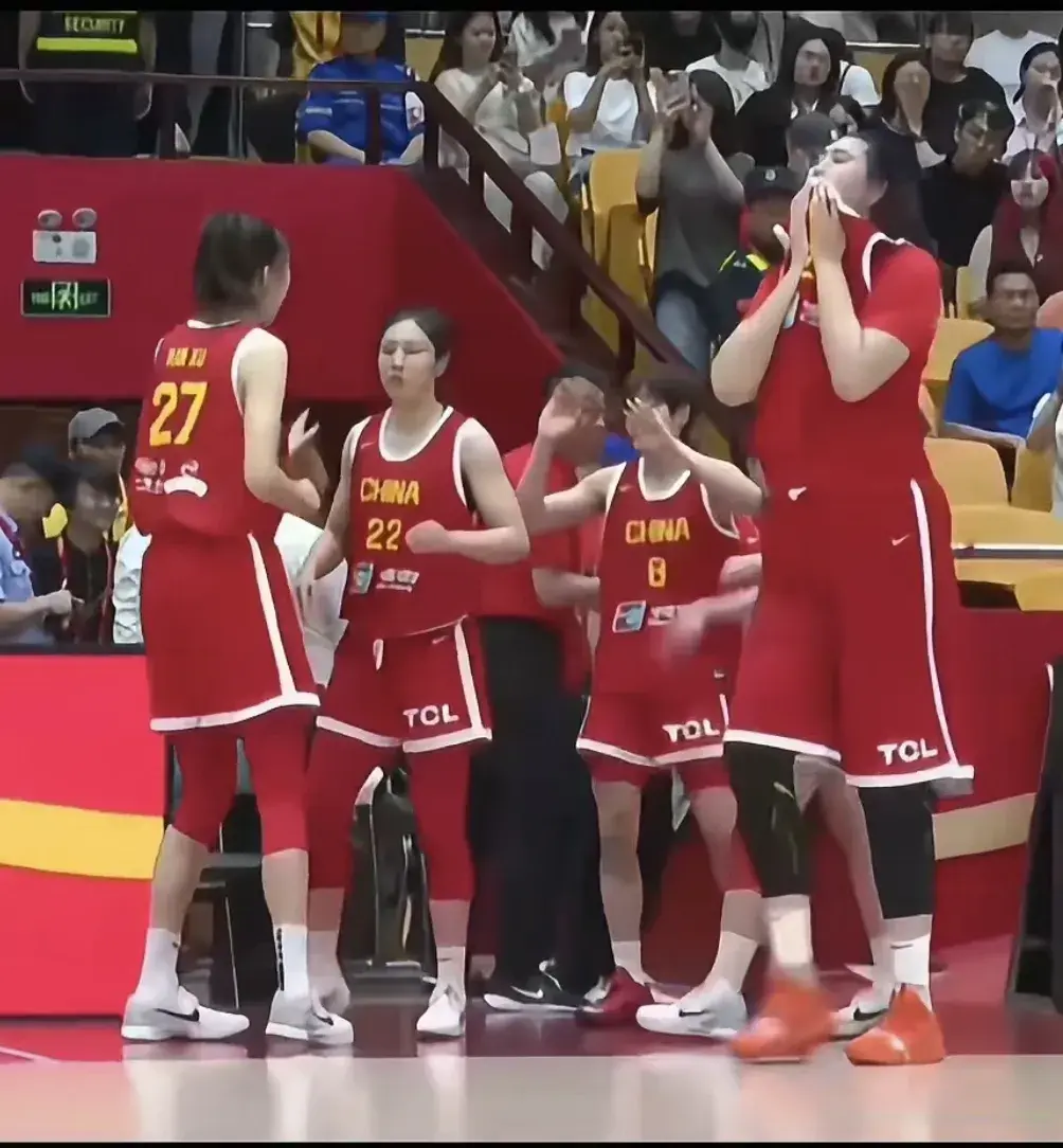 FIBA官方更新亚洲杯实力榜，中国女篮稳居第一，12大名单即将公布