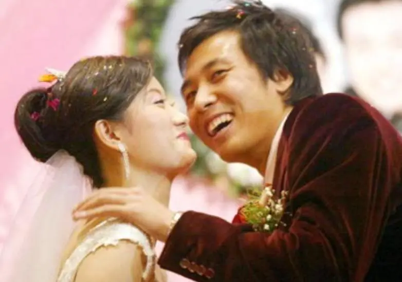 大连八冠王功臣张亚林：娶美女演员，28岁患淋巴癌，留下妻女离世