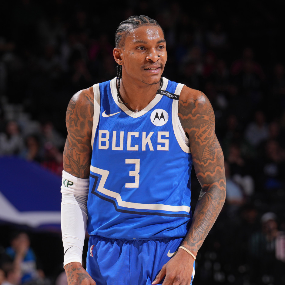 双年特例！NBA最新交易|签约：小凯文-波特2年1100万留守雄鹿