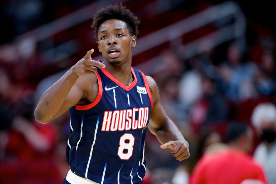 斗犬式防守！NBA最新交易|签约：泰特1年300万合同留守火箭