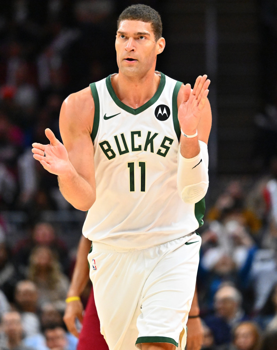 湖人完美错过！NBA最新交易|签约：大洛佩斯2年1800万加入快船