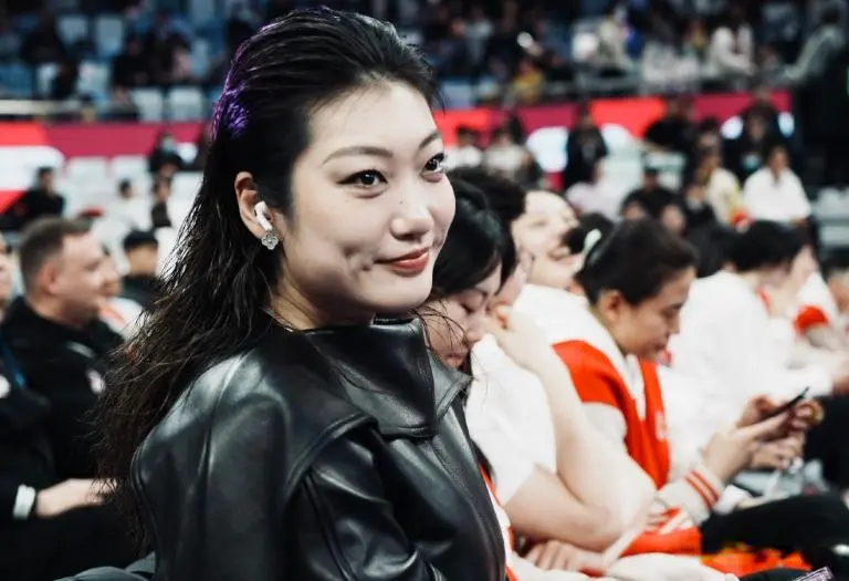 国际篮联官宣！中国女篮PK亚洲第三，李梦出局后再做耐人寻味举动