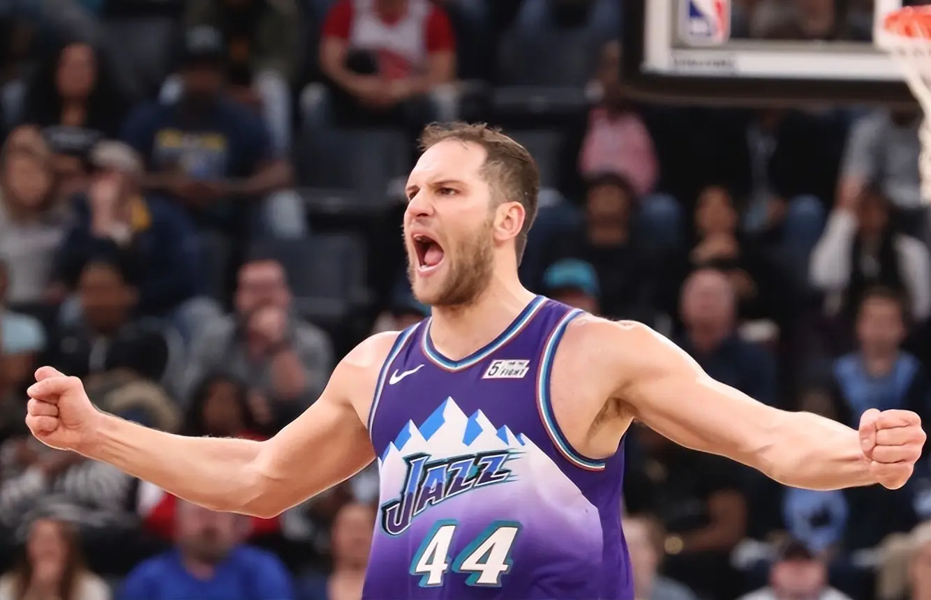 11届次轮状元博扬退役，同届还有谁在NBA打球？欧文领衔