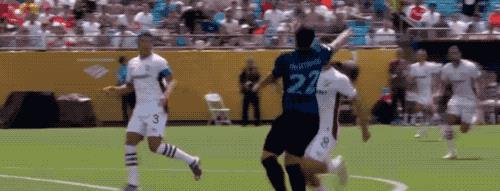 0-2！世俱杯淘汰赛首场冷门：身价高出对手9倍 7.5亿豪门无缘八强