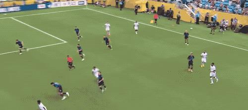 0-2！世俱杯淘汰赛首场冷门：身价高出对手9倍 7.5亿豪门无缘八强