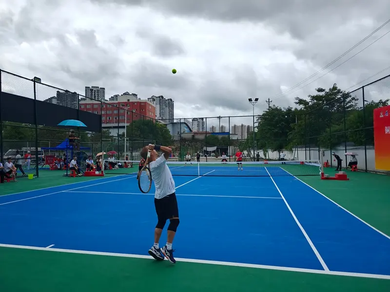 贵州省铜仁市五运会群众体育组多项目赛事火热开赛 竞技风采引喝彩