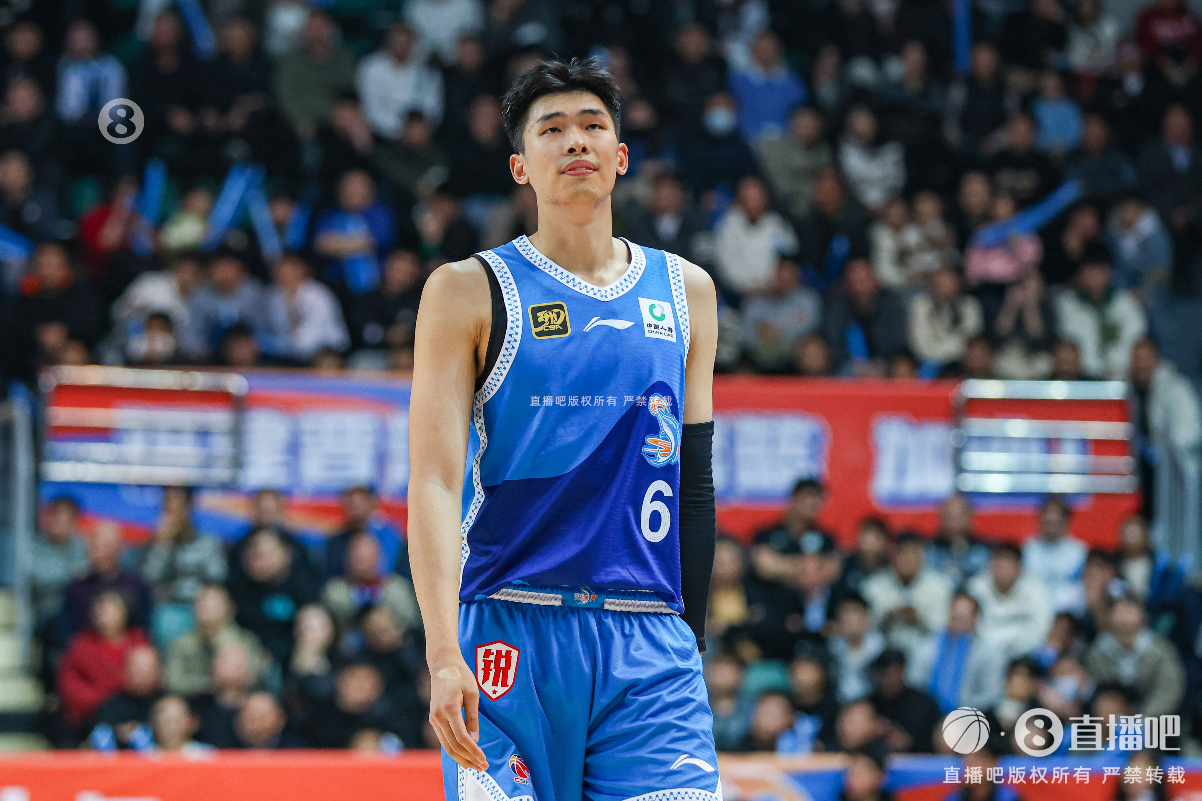 探长：今夏原俱乐部可为陈国豪&邹阳提供涨薪100%合同 且有权匹配