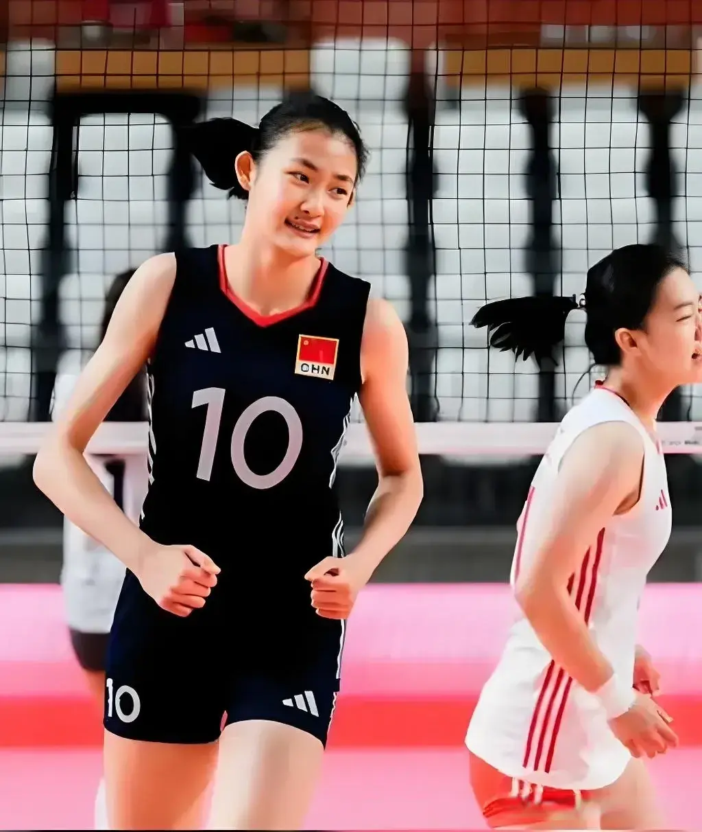 U19女排世锦赛，小组赛中国VS日本是黄金时间，其他场次都是凌晨