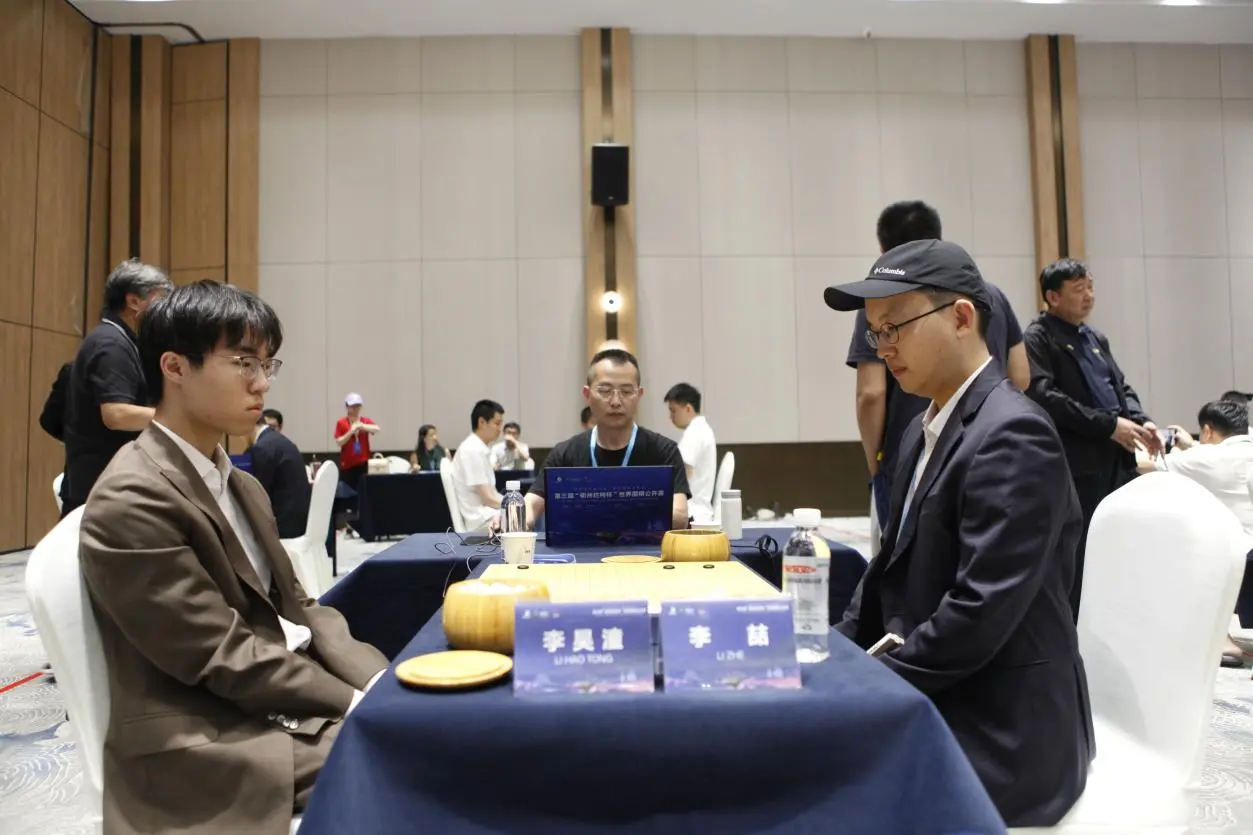 衢州烂柯杯本赛首轮中国棋手14胜9负，胡耀宇唐嘉雯过关成全场亮点