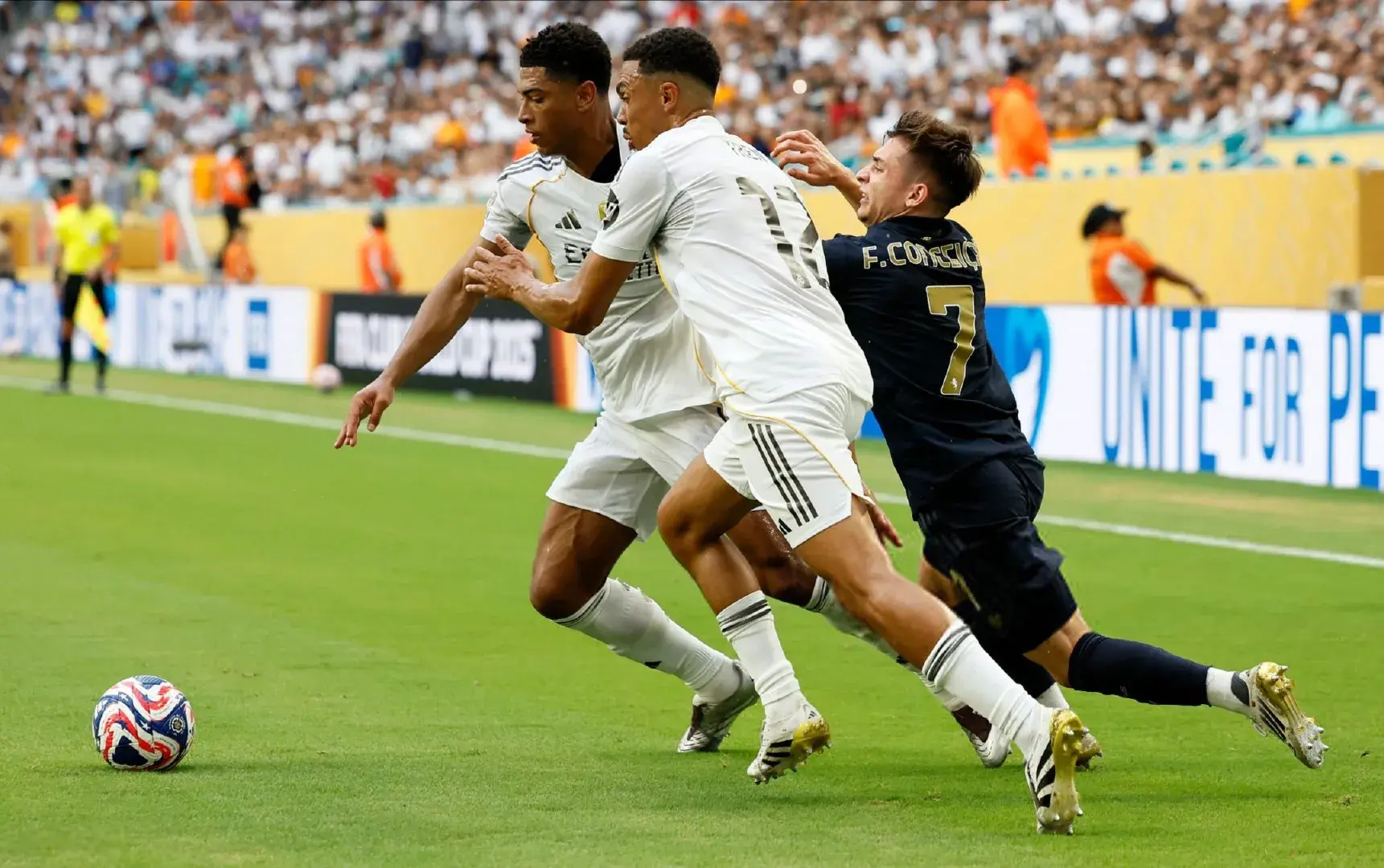 六万人见证，世俱杯1-0！皇马过关，送意甲豪门回家，8强诞生七席