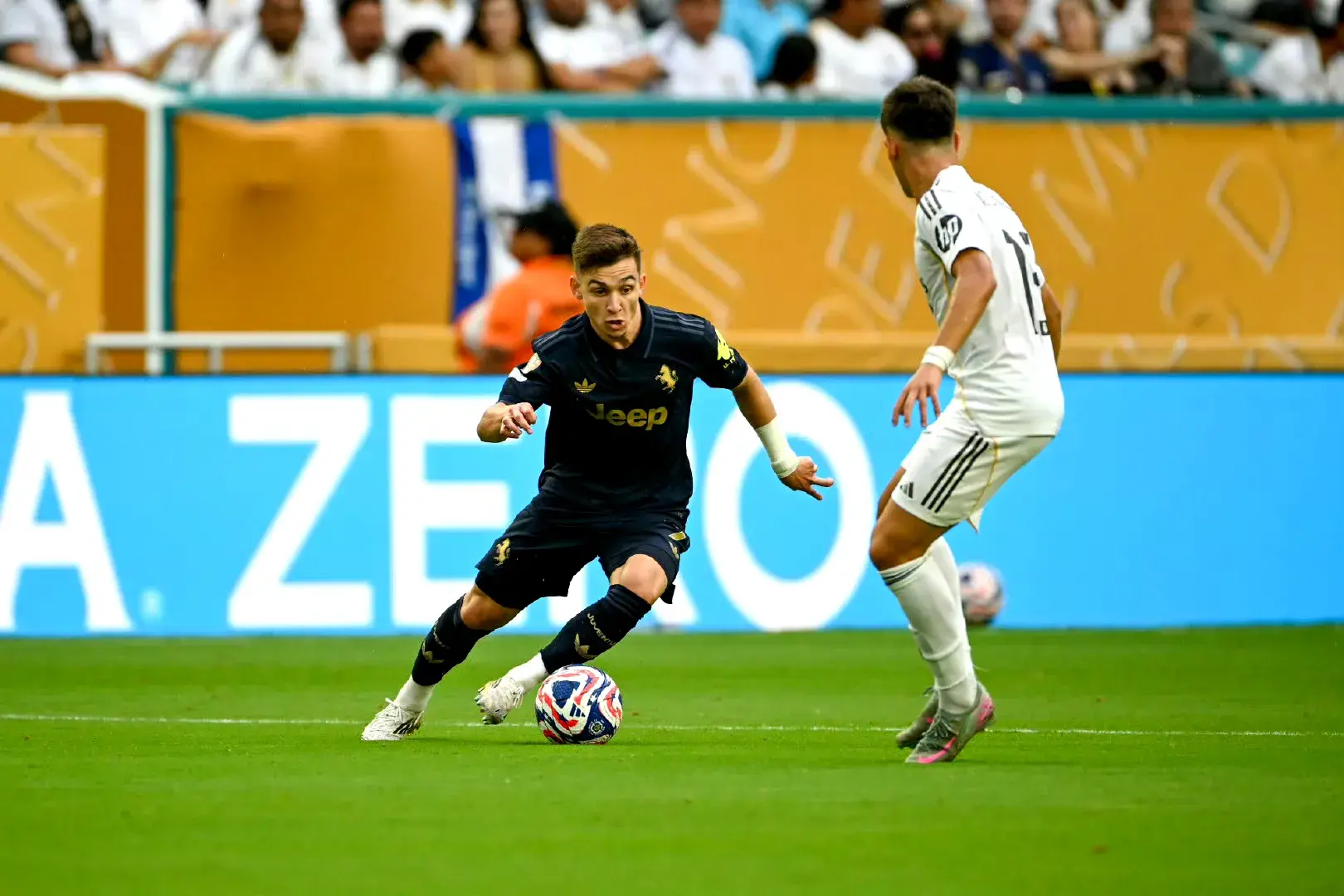 六万人见证，世俱杯1-0！皇马过关，送意甲豪门回家，8强诞生七席