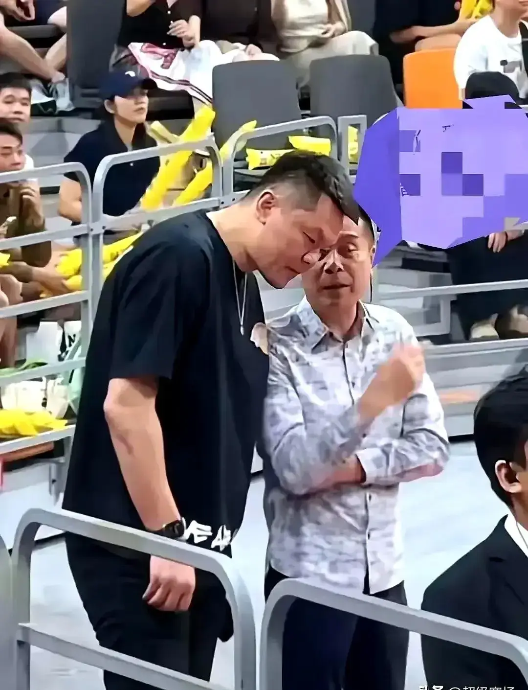 广东男篮一举获得两大殊荣，朱总出手，目光瞄准同曦两大锋线球员