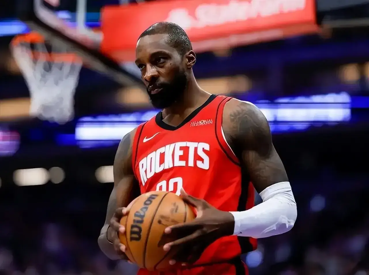 NBA一夜36笔交易！波特被交易，拉塞尔签约成功，火箭成大赢家