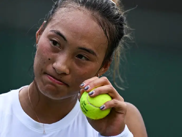 错怪郑钦文？温网冷门横飞！女单10位种子出局 世界第2+第3也回家_1