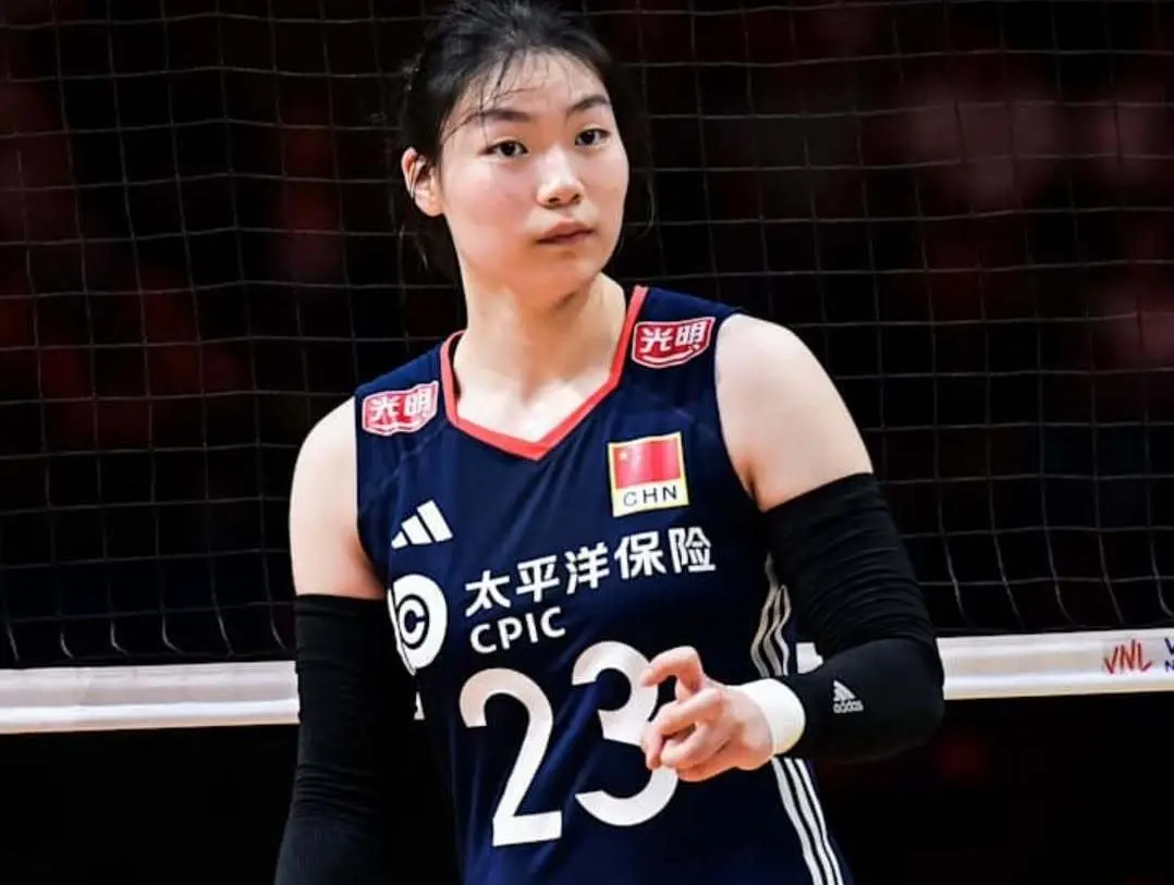 费内巴切引进中国女排小将？16岁张籽萱被猜测，土媒爆已签约2人