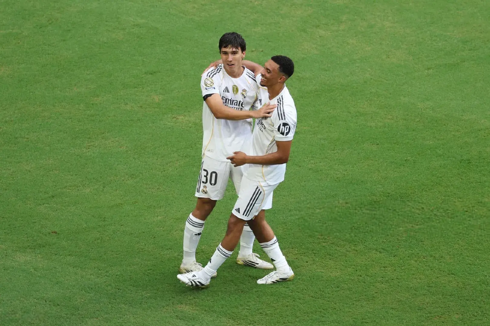 2-1！1-0！世俱杯8强全部出炉，欧洲独占五席，南美两支，亚洲1队