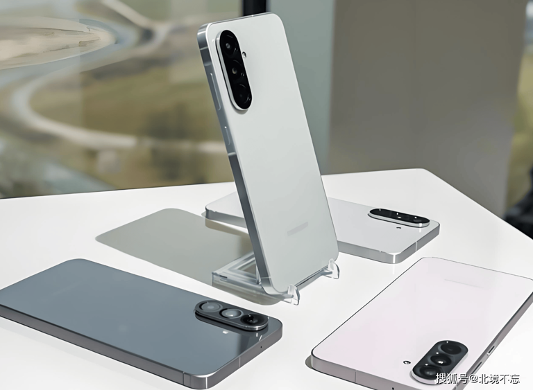 三星Galaxy A56中端力作，玻璃金属机身亲民价，降价840元性价比凸显