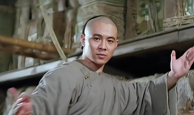 兄弟练武情谊深，王珏黄飞鸿被比下去，却凭醉拳惊艳全国