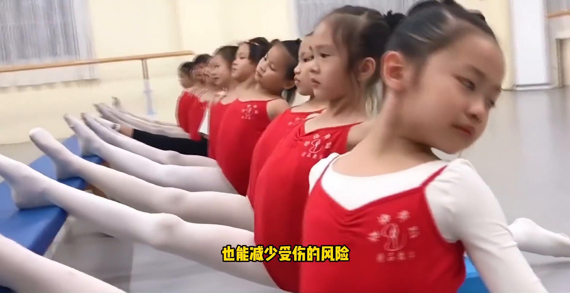 �赸�ຢ�������Ѷ�һ������ȫ���ۿޣ�