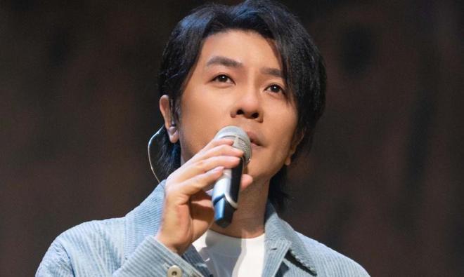 一手好牌打稀烂！4位明星昙花一现，曾是顶流，现在“查无此人”