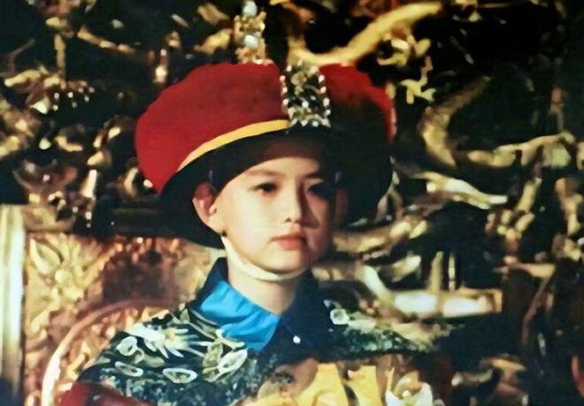 一手好牌打稀烂！4位明星昙花一现，曾是顶流，现在“查无此人”