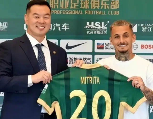 下一个胡尔克！前英超主力官宣加盟中超：14岁就有了儿子！