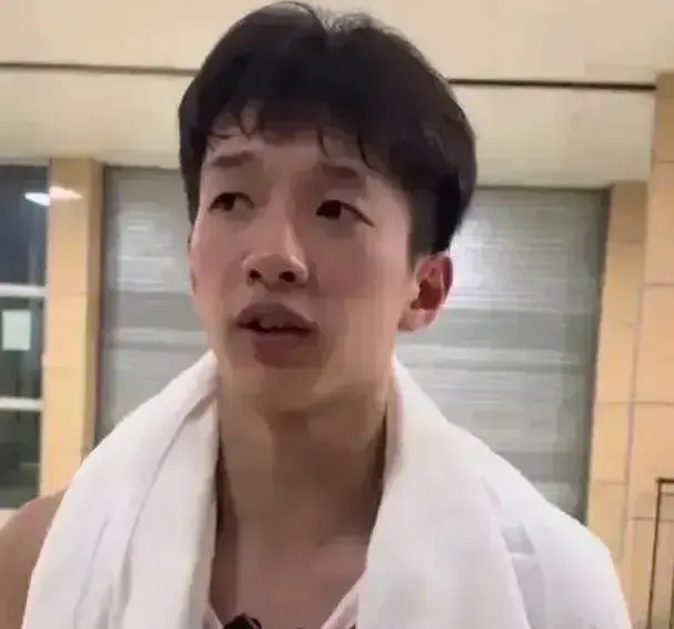 一针见血！广东未来之星触底反弹，名嘴：缺三分的小个没有作用！