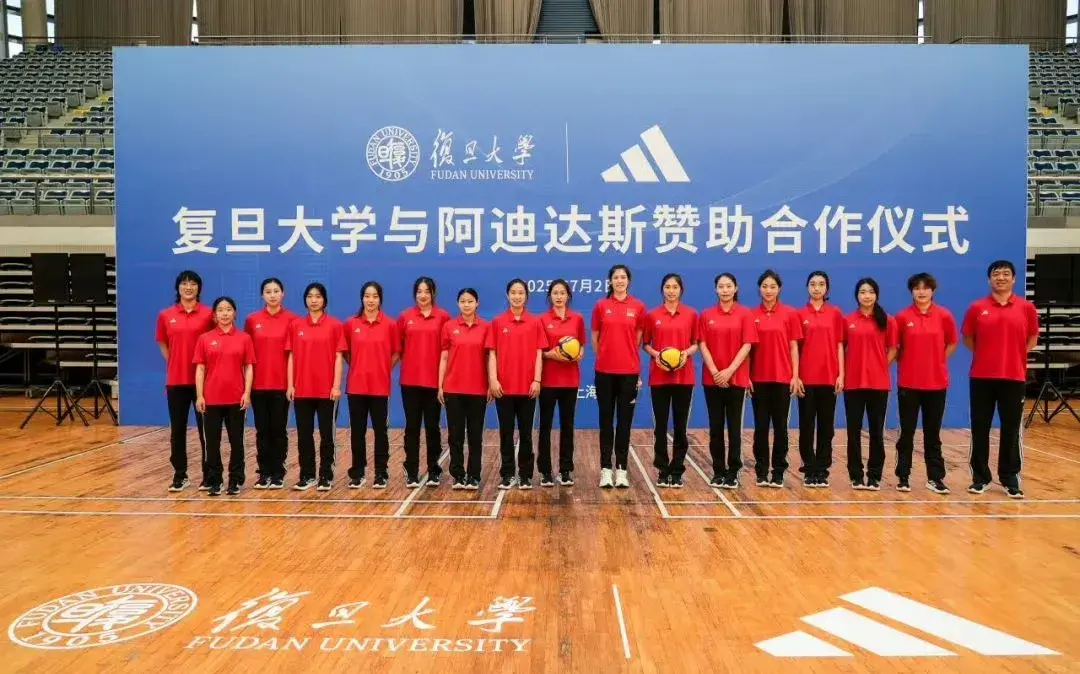 李盈莹缺席训练！现身上海参加活动，美国站恐难上场，吴梦洁足够
