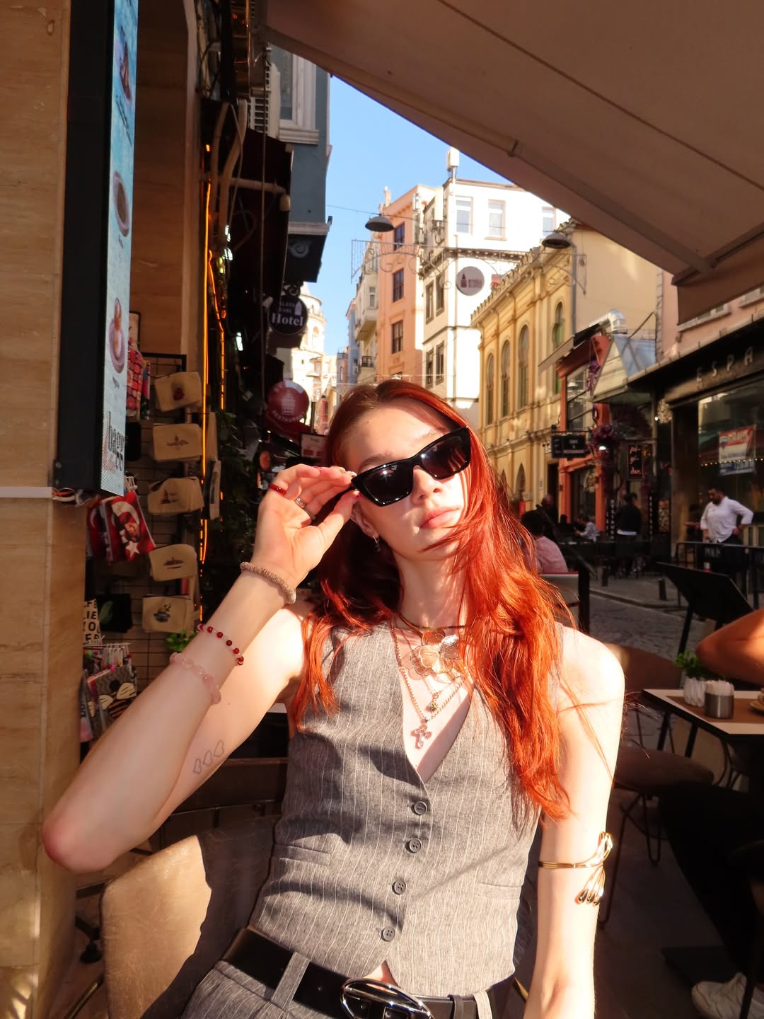 俄罗斯女排马尔科娃 健身做瑜伽 裙装搭配高跟鞋 气质宛如超模