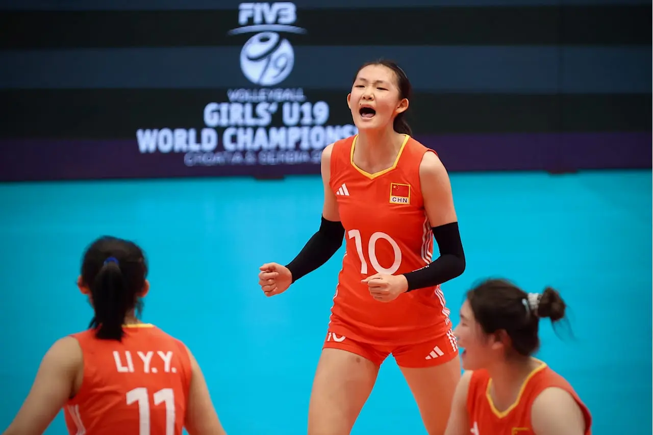 中国女排开门红！U19世锦赛轻取突尼斯，江苏4人首发成翻版成年队