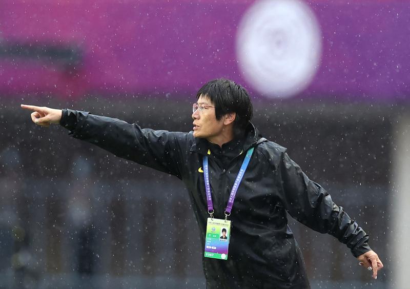 （体育）足球——水庆霞担任中国女足主教练