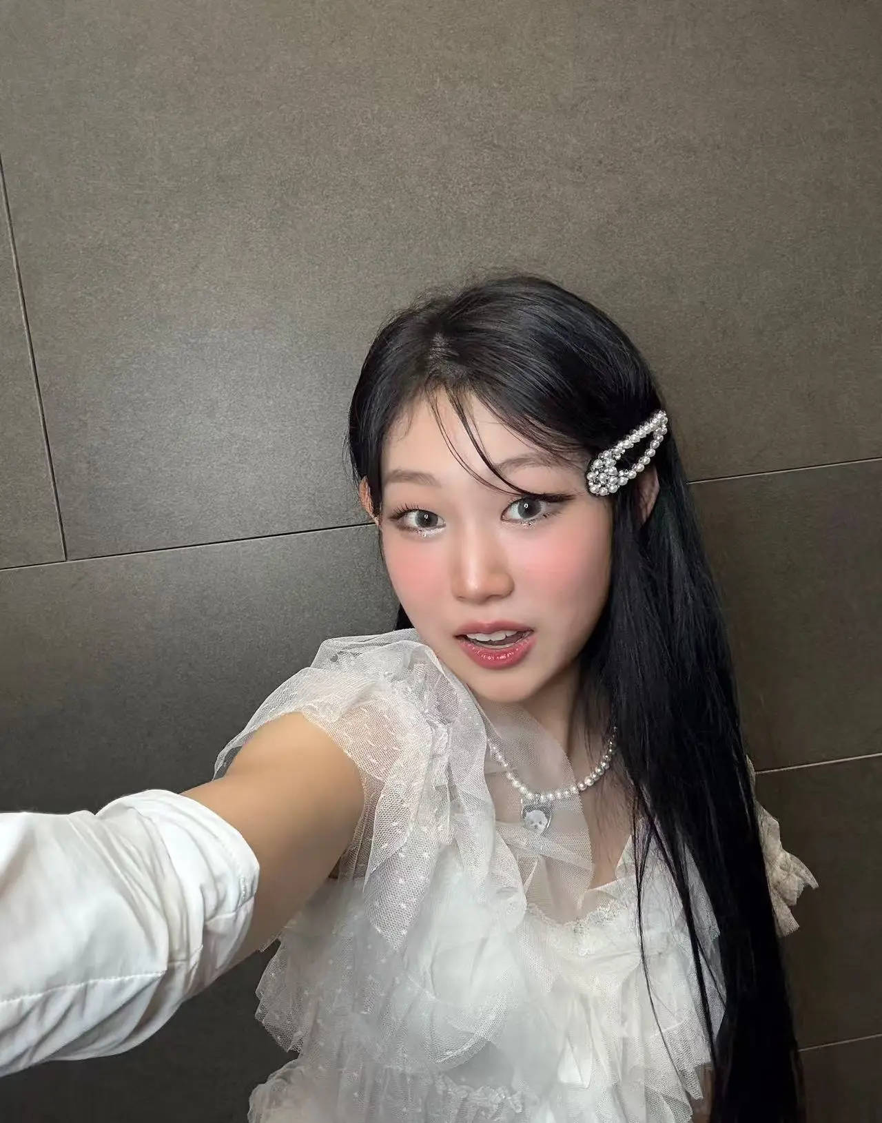 小沈阳女儿沈佳润发文回应出道！此前因专辑售卖遇冷引热议