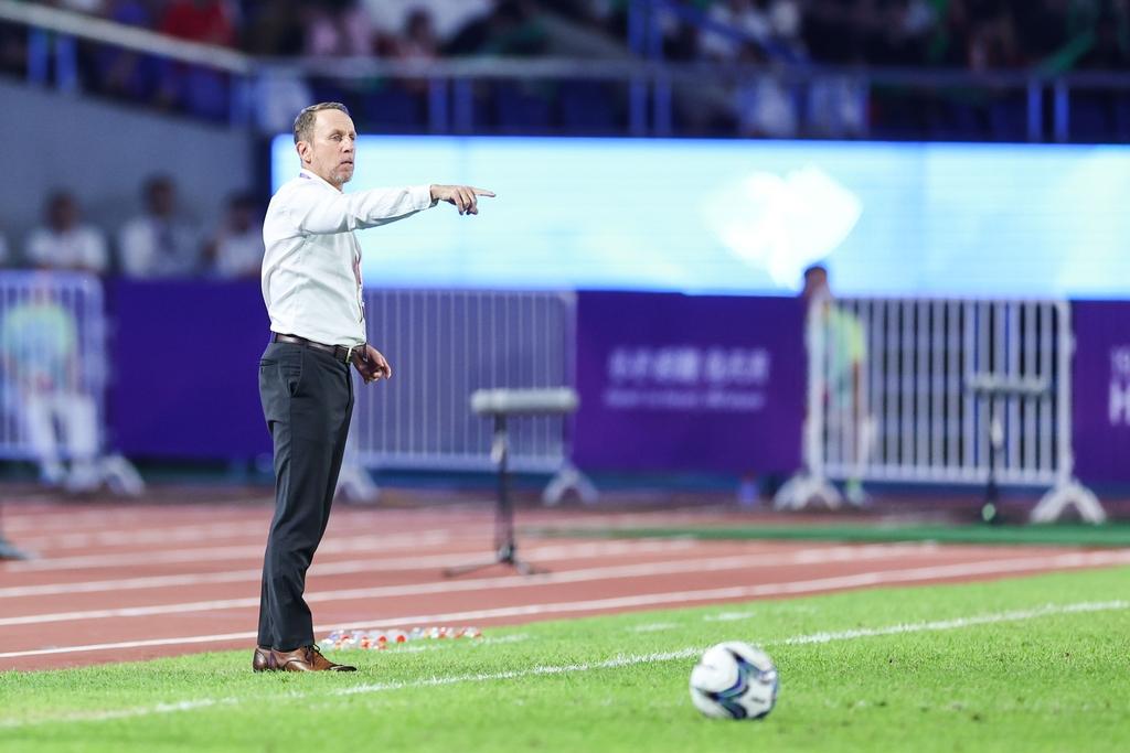津媒：国足昨天在大连开启首练，7月5日后赴韩国参加东亚杯