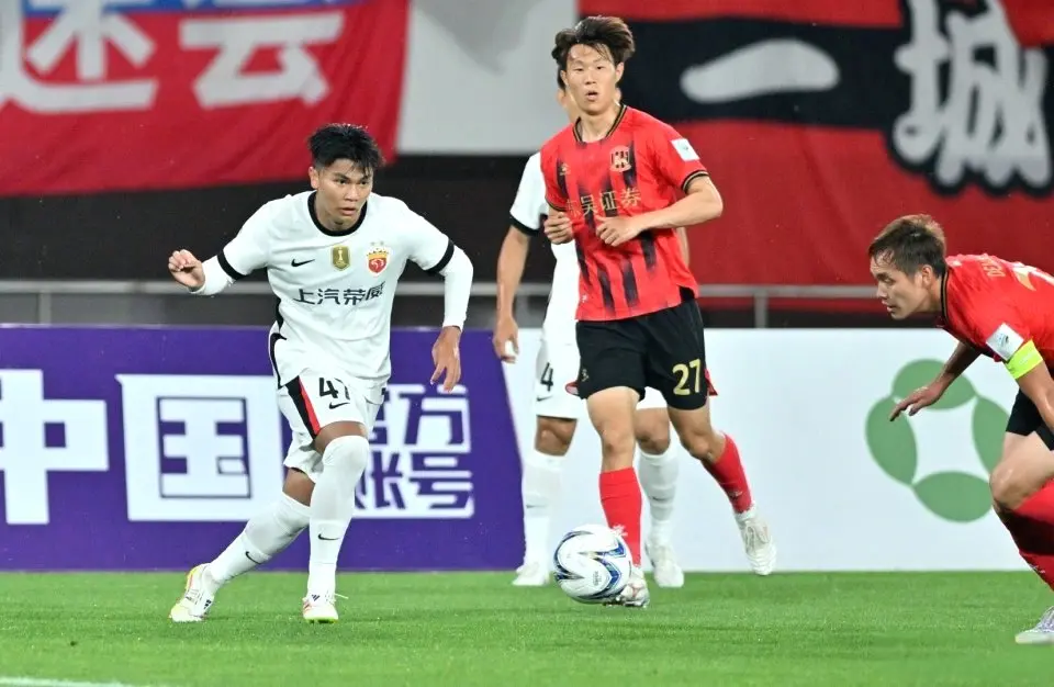 平均年龄仅为25岁！中国男足终于掀起青春风暴！王钰栋蒯纪闻在列