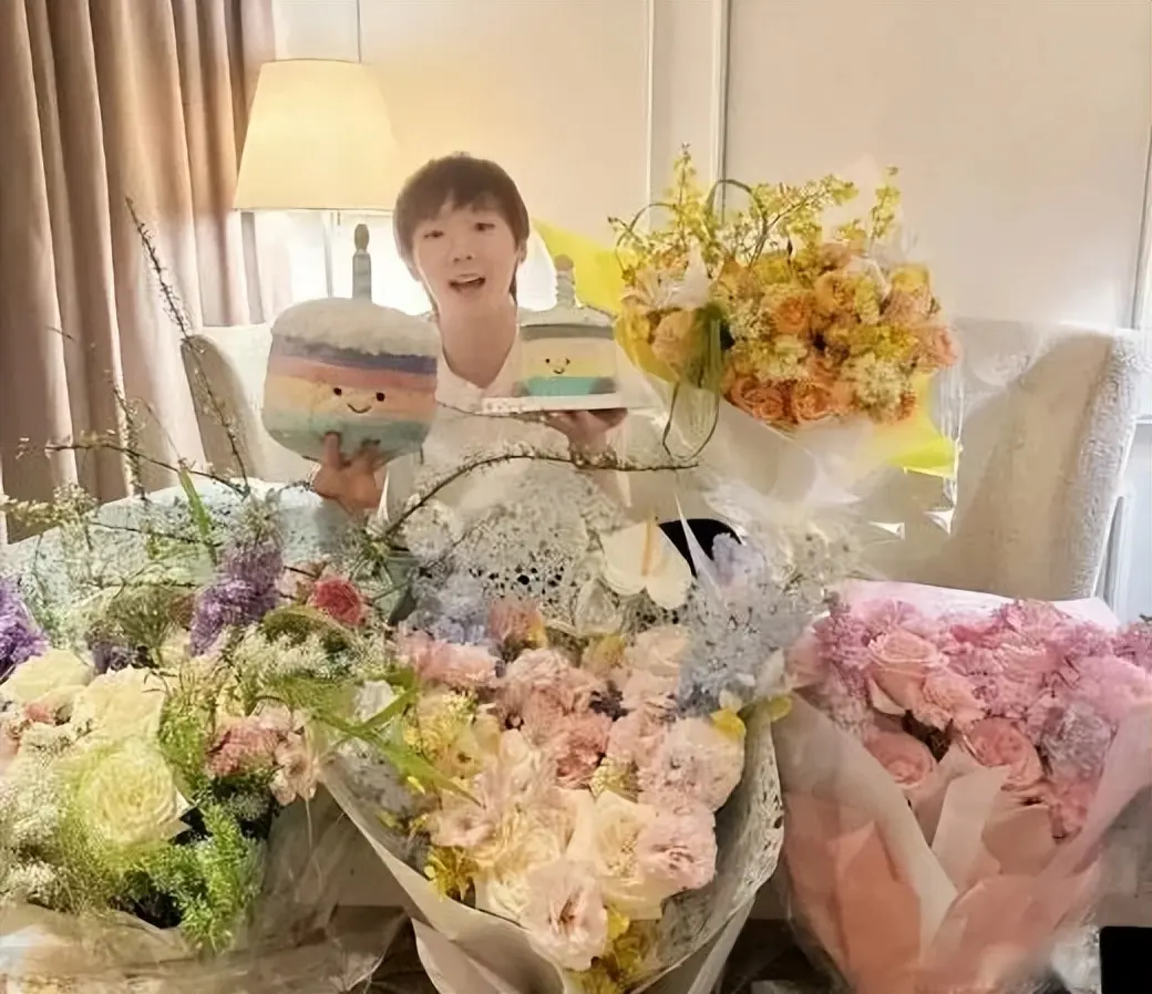 王曼昱背后的男人火了！靠卖肉夹馍供女儿打球，家才是她“不被打垮”的底气