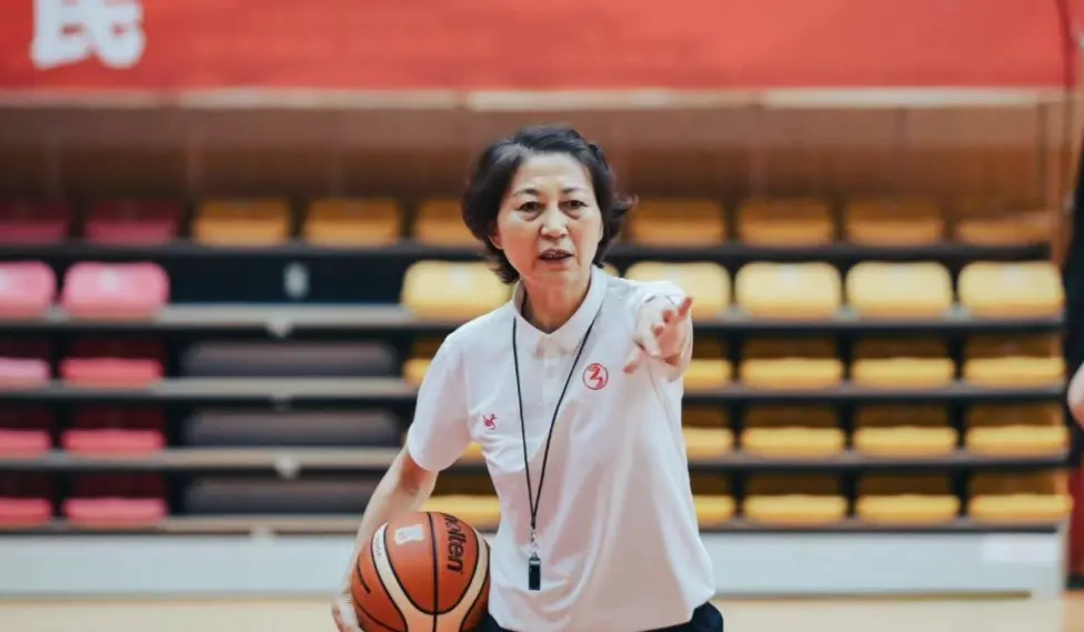 曝女篮12人名单基本确定，张子宇缺席，MVP落选，球队队长是她