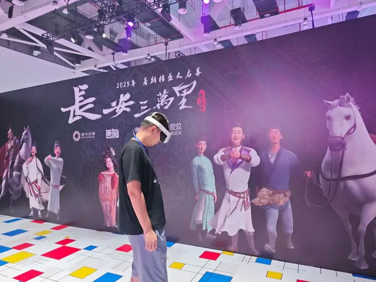 虚拟现实电影《长安三万里》竟是“杭州造”！潮新闻记者上合电影节抢先体验