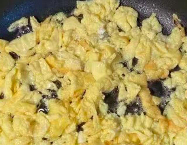 夏天出汗多，多吃这馅饺子，清热明目，补钾健脾胃，清爽开胃真香