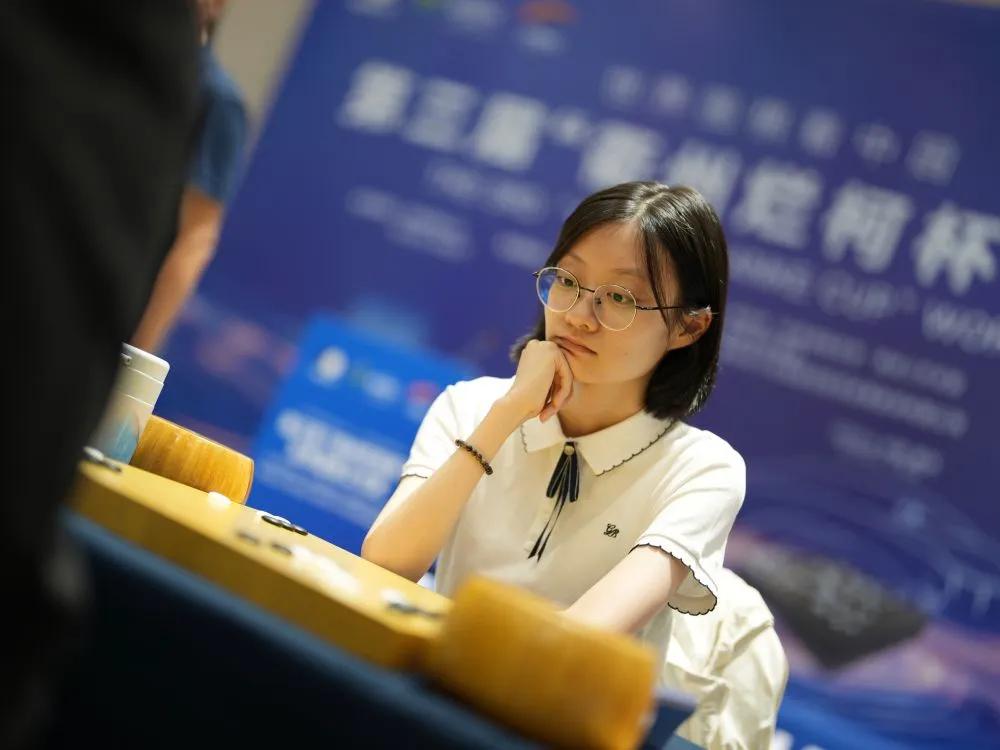 中国棋手14人挺进16强