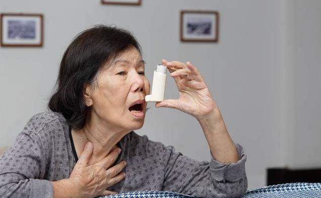 老人游泳真能强身？每周3次30分钟，3大系统全激活