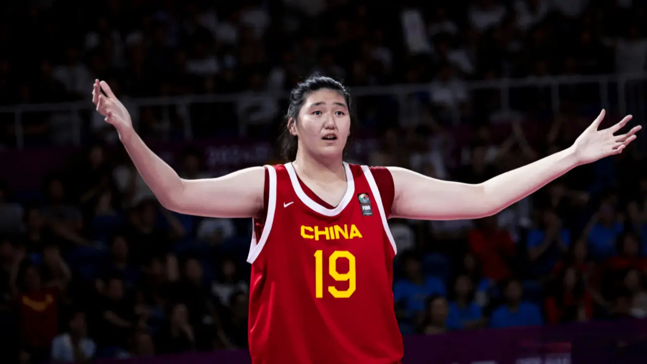 开除李梦后，中国女篮亚洲杯照样能夺冠，卫冕原因有三个！