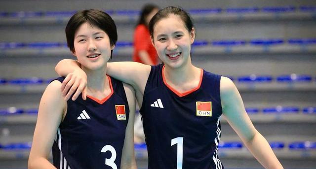 U19女排世锦赛：中国队战胜智利，金佳宝发扣拦神了，小组排名更新