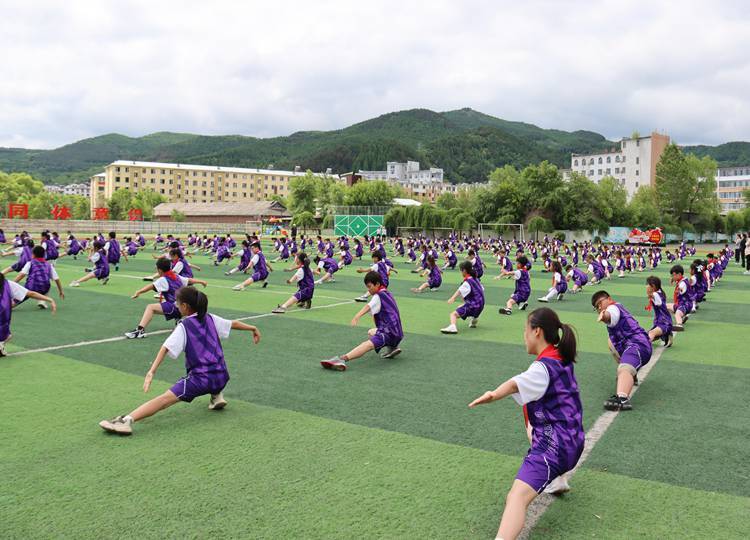 安图县东风学校：活力大课间 武术展豪情