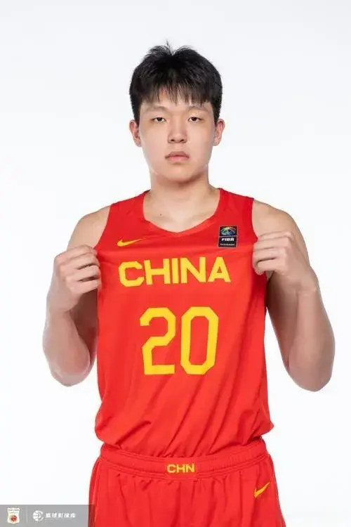 周琦退出国家集训队，广东宏远俱乐部竟然在第一时间为郭士强分忧