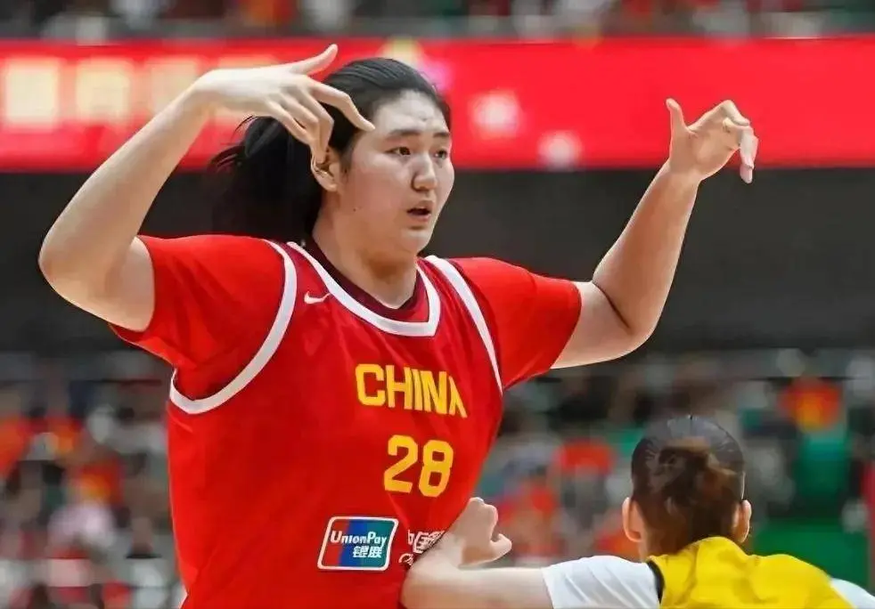 开除李梦后，中国女篮亚洲杯照样能夺冠，卫冕原因有三个！