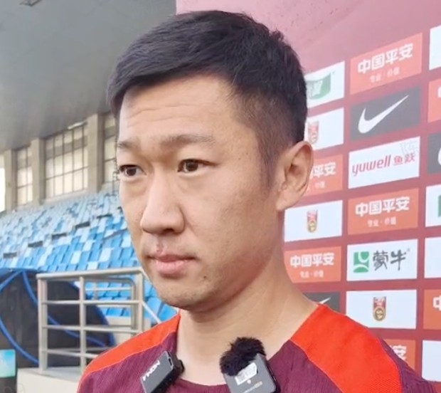 徐新：会努力在各方面带动其他队员，久帅希望比赛中更多走脚下