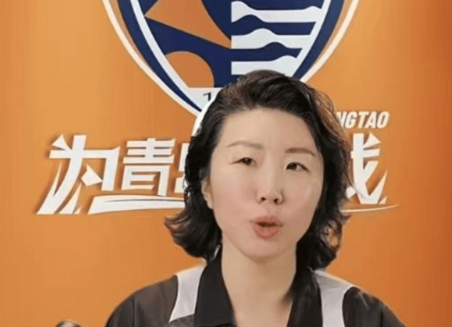 海牛副总亲自直播带货：希望靠俱乐部自身努力减少依赖资方